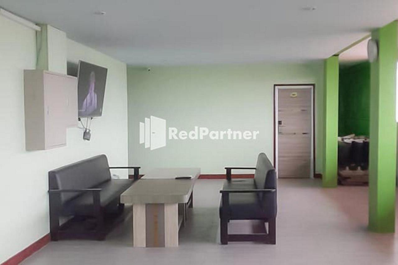 Guest House Anak Raja Pangkalan Bun Syariah Mitra Reddoorz Ngoại thất bức ảnh
