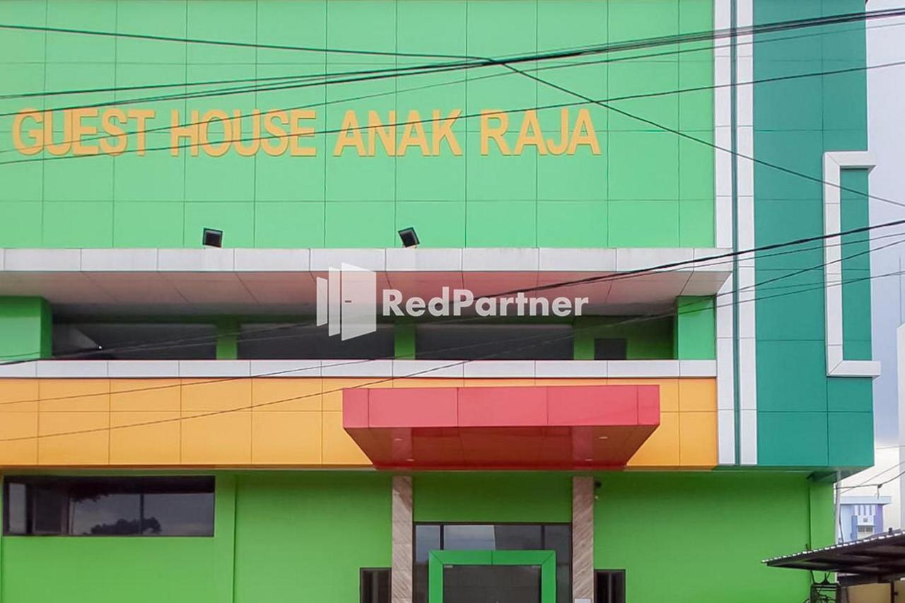 Guest House Anak Raja Pangkalan Bun Syariah Mitra Reddoorz Ngoại thất bức ảnh